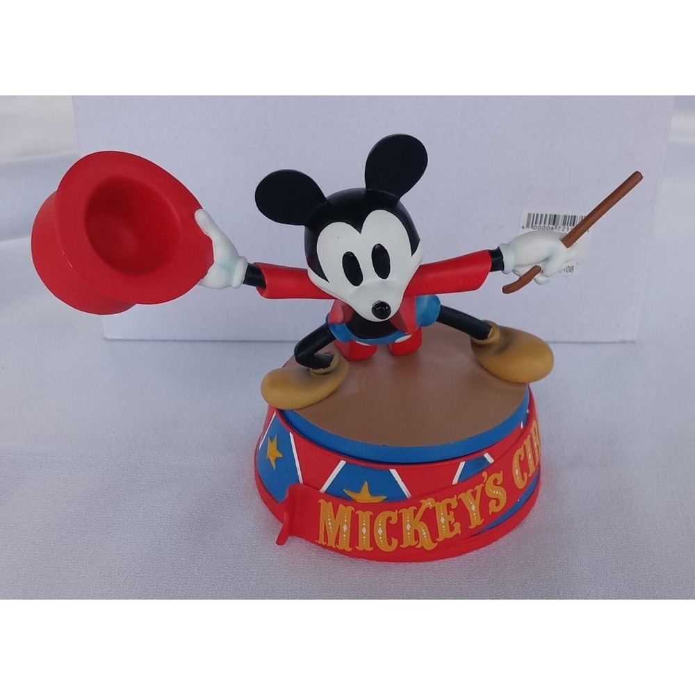 Disney Mickey  Mouse Ring Master Circus Statue With Disney Pin LE of 300 RARE!!!